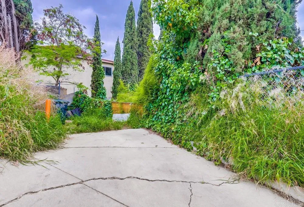 1279 N Hicks Drive, East Los Angeles, California 90063 home-pic-53